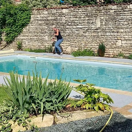 La Maison Du Gue, Un 4 Etoiles Entre La Rochelle Et Le Marais Poitevin * Le Gué-de-Velluire