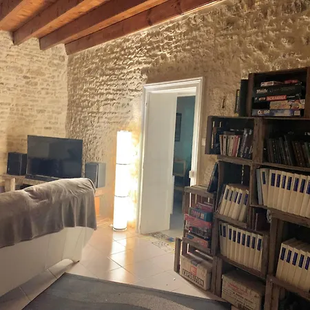 La Maison Du Gue, Un 4 Etoiles Entre La Rochelle Et Le Marais Poitevin * Le Gué-de-Velluire